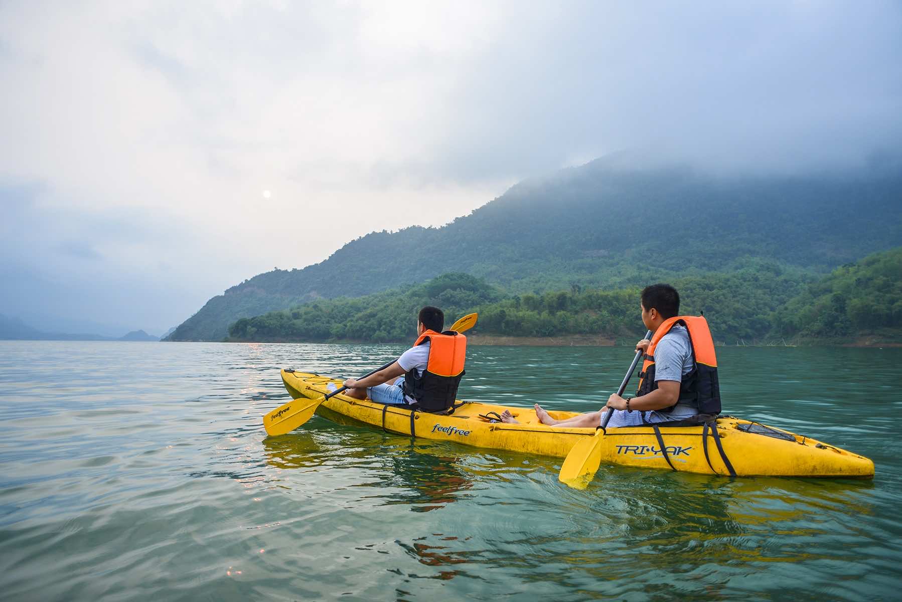 Mai Chau Lodge Sailing 1